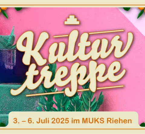 Bild einer bunten Treppe mit dem Logo Kulturtreppe im Vordergrund
